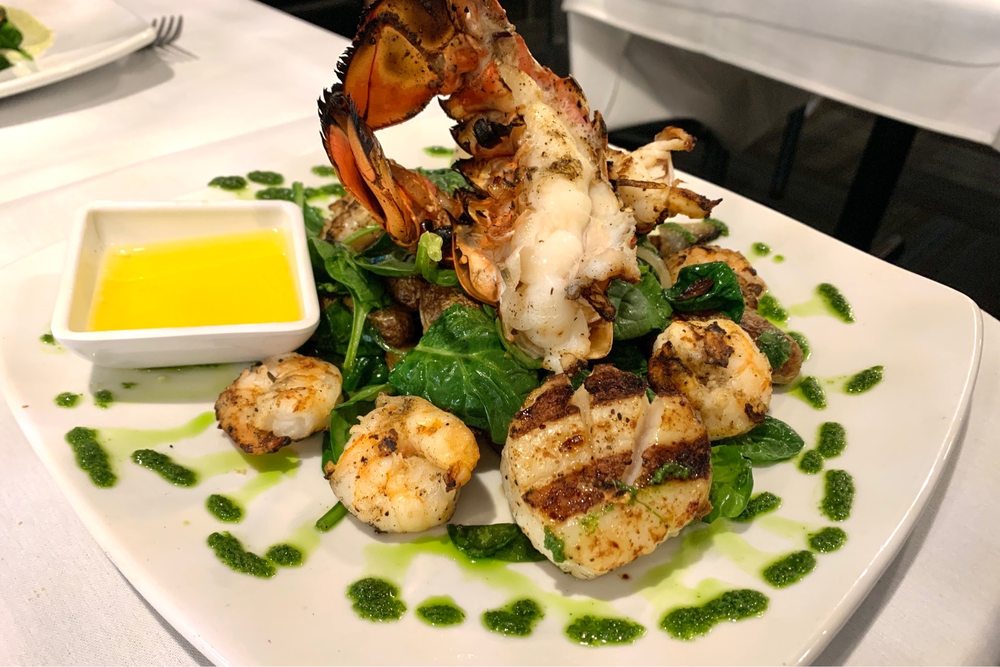 A Guide to Enjoying Fresh, Local Seafood at Duval’s in Sarasota, FL